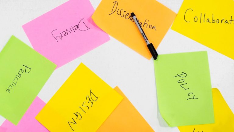 Colourful post-it notes